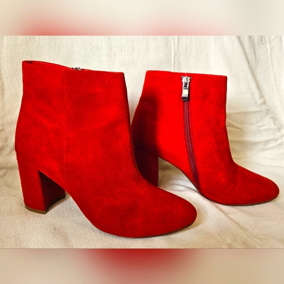 Town Shoes leather booties - Picture 3 of 8